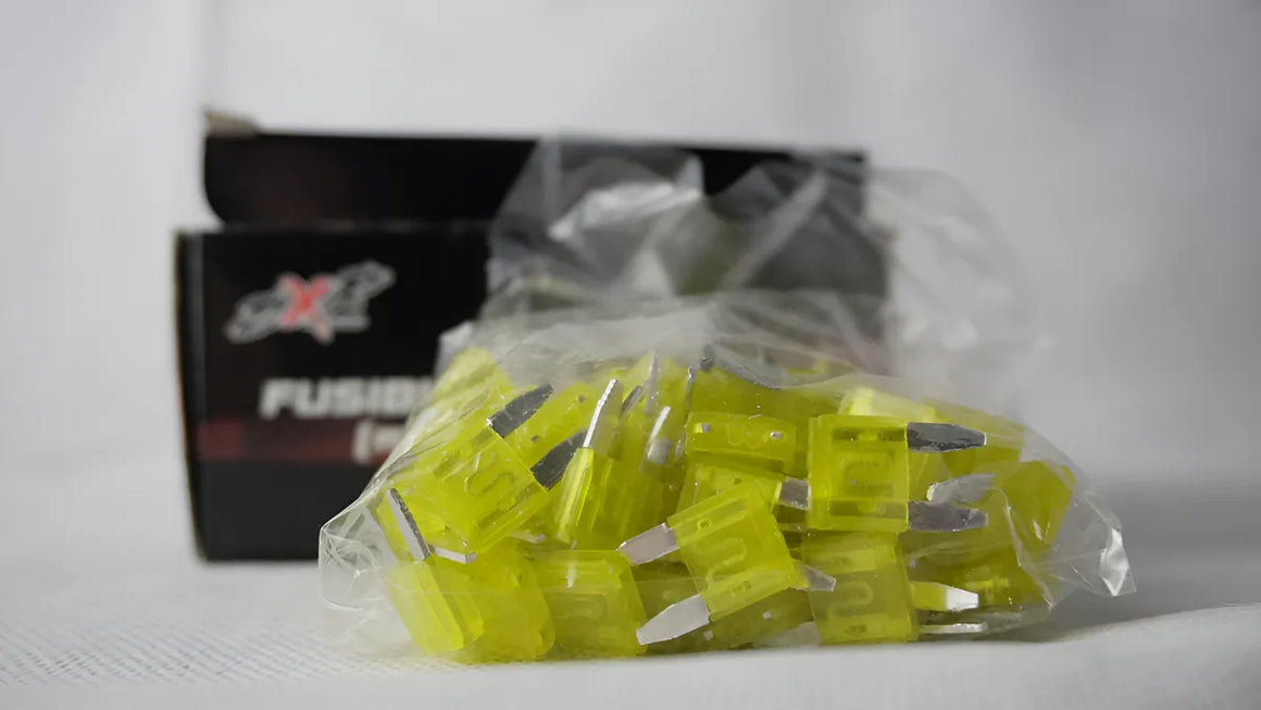 Fusible Automotriz (Mini) T/Clavija 20A by VARIOS