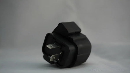 RELEVADOR DIRECCIONALES FZ16 by SUZUKI